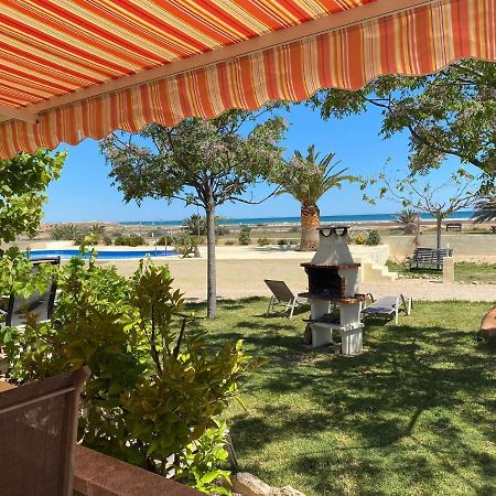 Beach Resort La Margarita โอสปิตาเล็ต เด ลินฟันต์ ภายนอก รูปภาพ