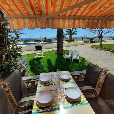 Beach Resort La Margarita โอสปิตาเล็ต เด ลินฟันต์ ภายนอก รูปภาพ