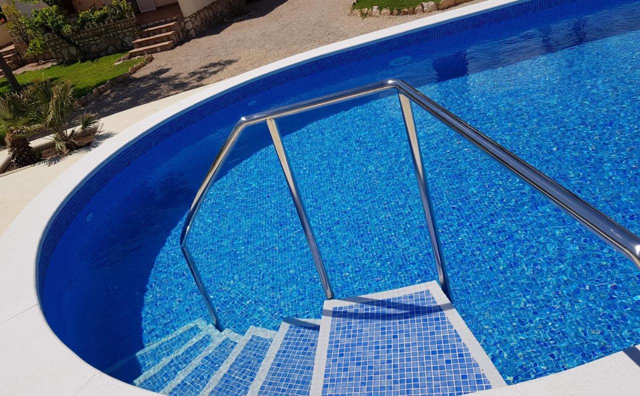 Beach Resort La Margarita โอสปิตาเล็ต เด ลินฟันต์ ภายนอก รูปภาพ