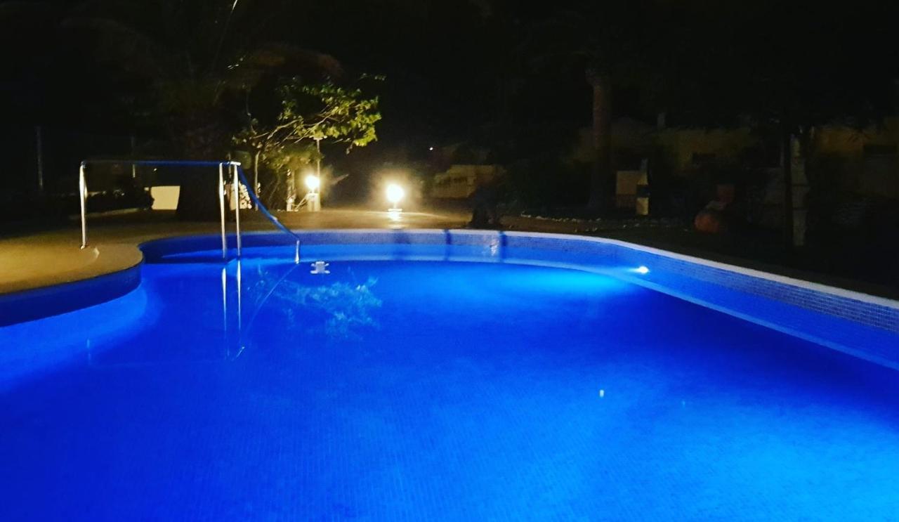Beach Resort La Margarita โอสปิตาเล็ต เด ลินฟันต์ ภายนอก รูปภาพ