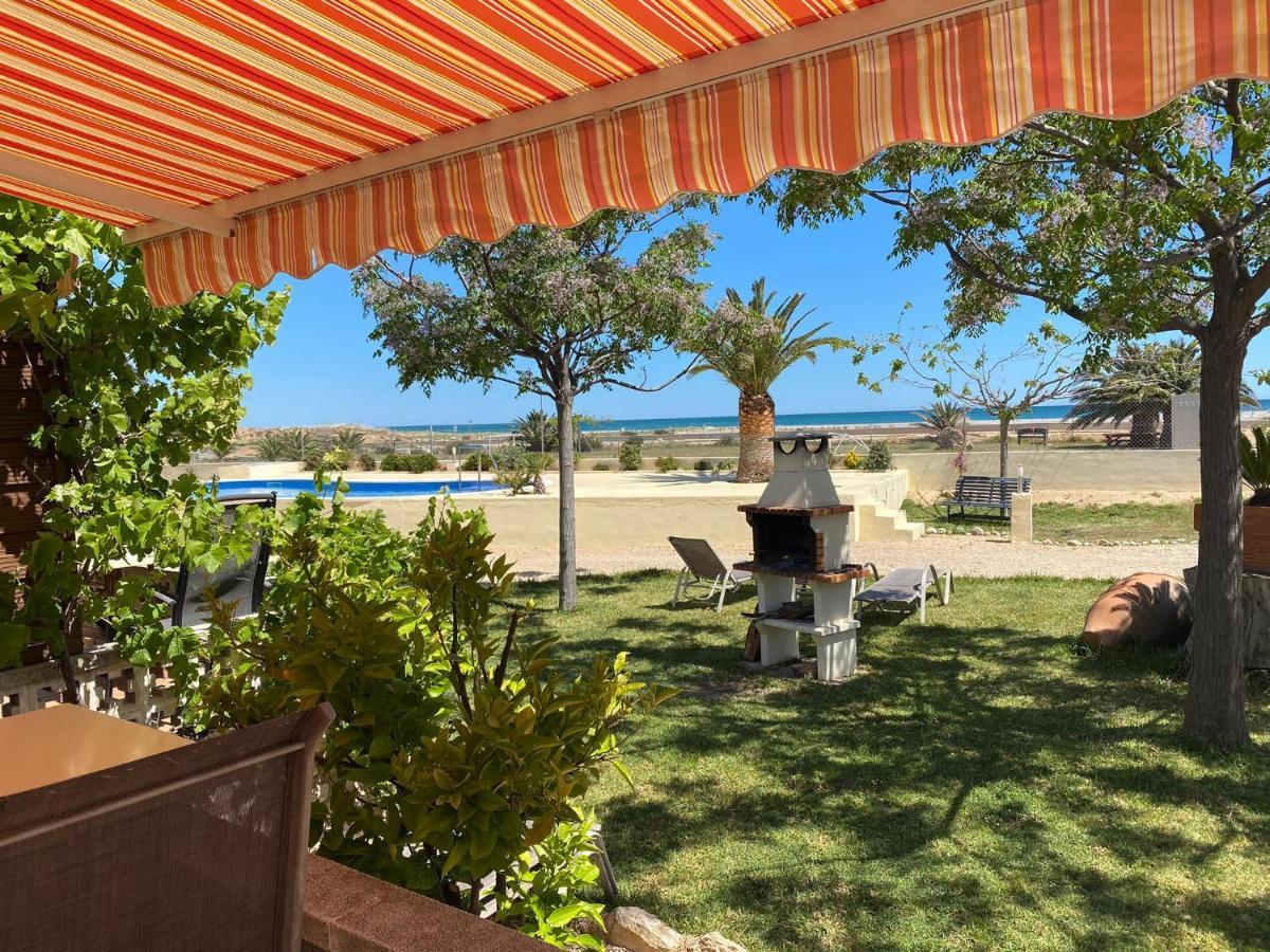 Beach Resort La Margarita โอสปิตาเล็ต เด ลินฟันต์ ภายนอก รูปภาพ